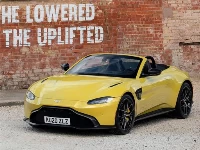 Aston martin vantage roadster puzzle